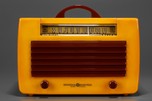 General Electric L-570 Catalin Radio in Yellow with Maroon